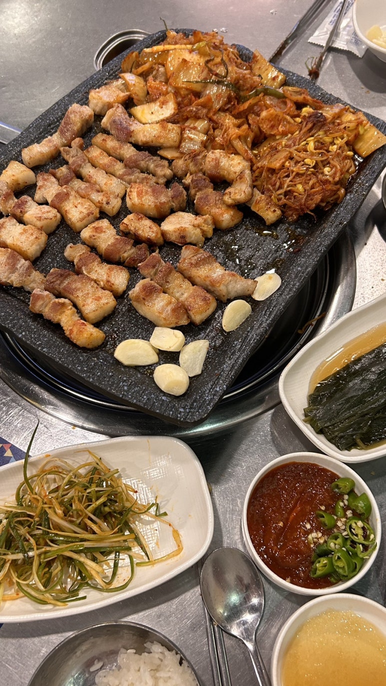 건방진오돌뼈 이미지