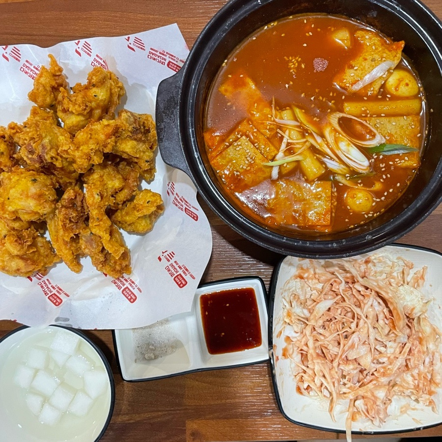 다가치깨통닭 이미지