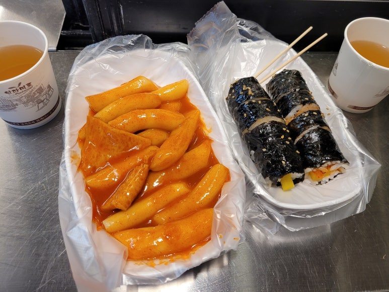 김밥친구들 선릉역점 사진 7
