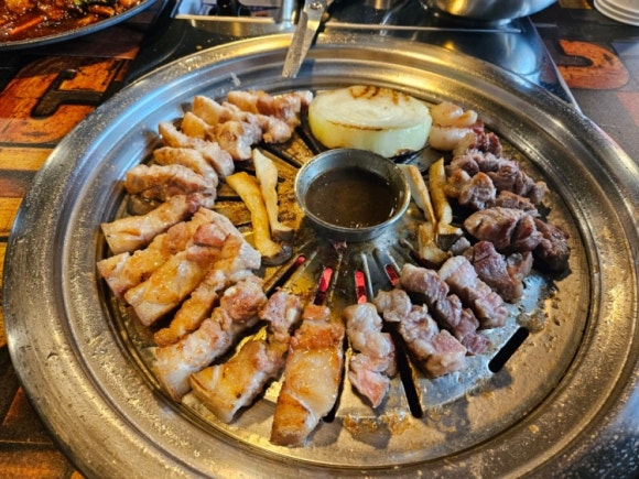 흑돼지함 이미지