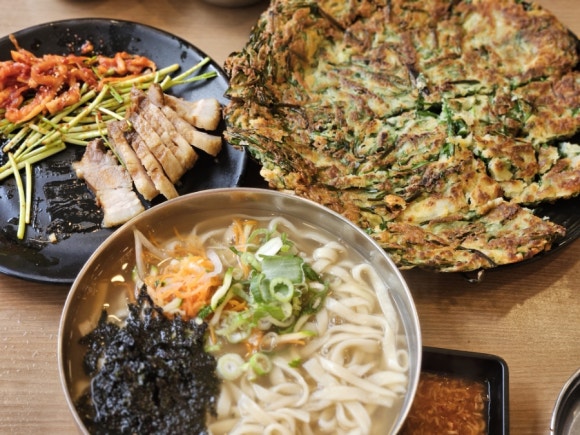 엄마손보쌈칼국수 이미지
