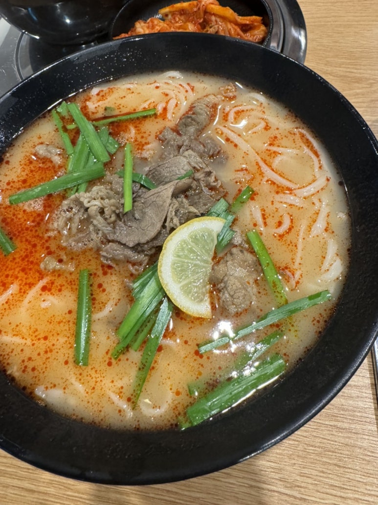 변동춘명동칼국수 이미지