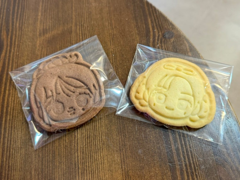 로우필름카페앤갤러리 이미지