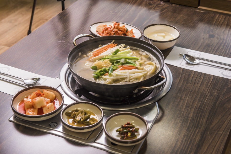 전통손만두국 이미지