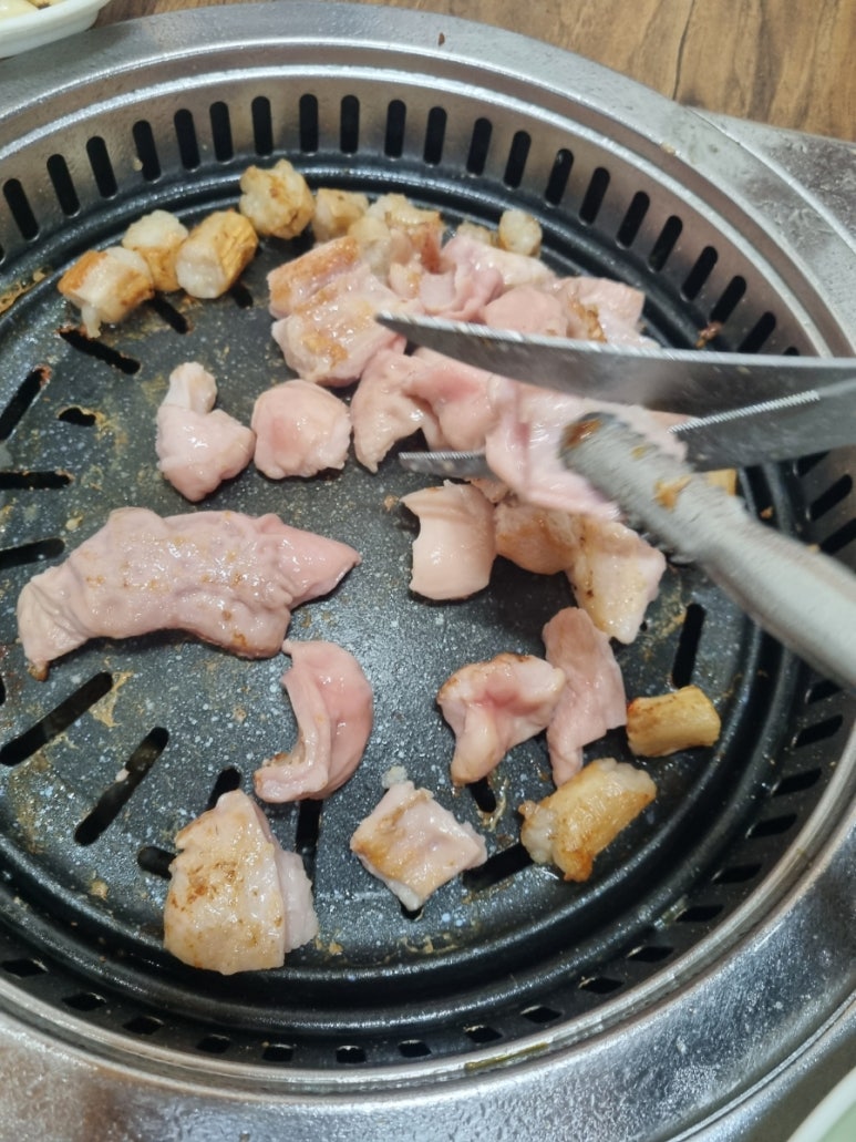 마장동한우곱창천곡점 이미지