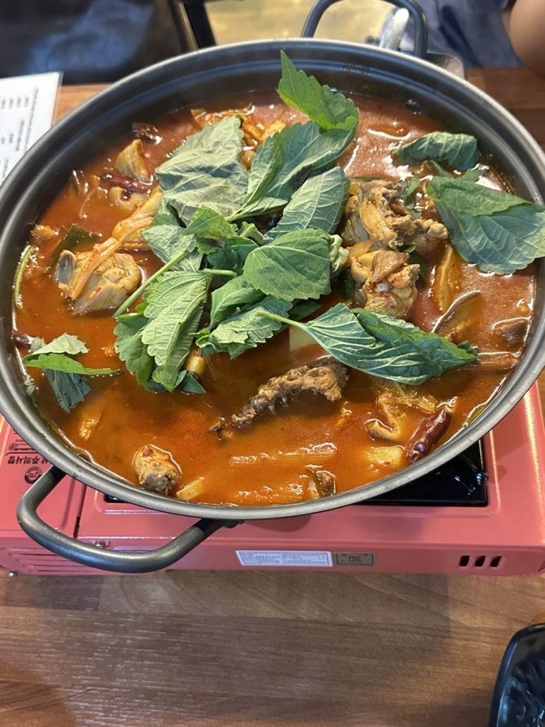 유명한찜닭마늘치킨 이미지