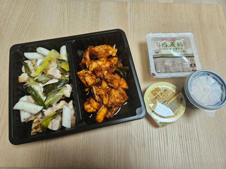 감탄계숯불치킨 이미지