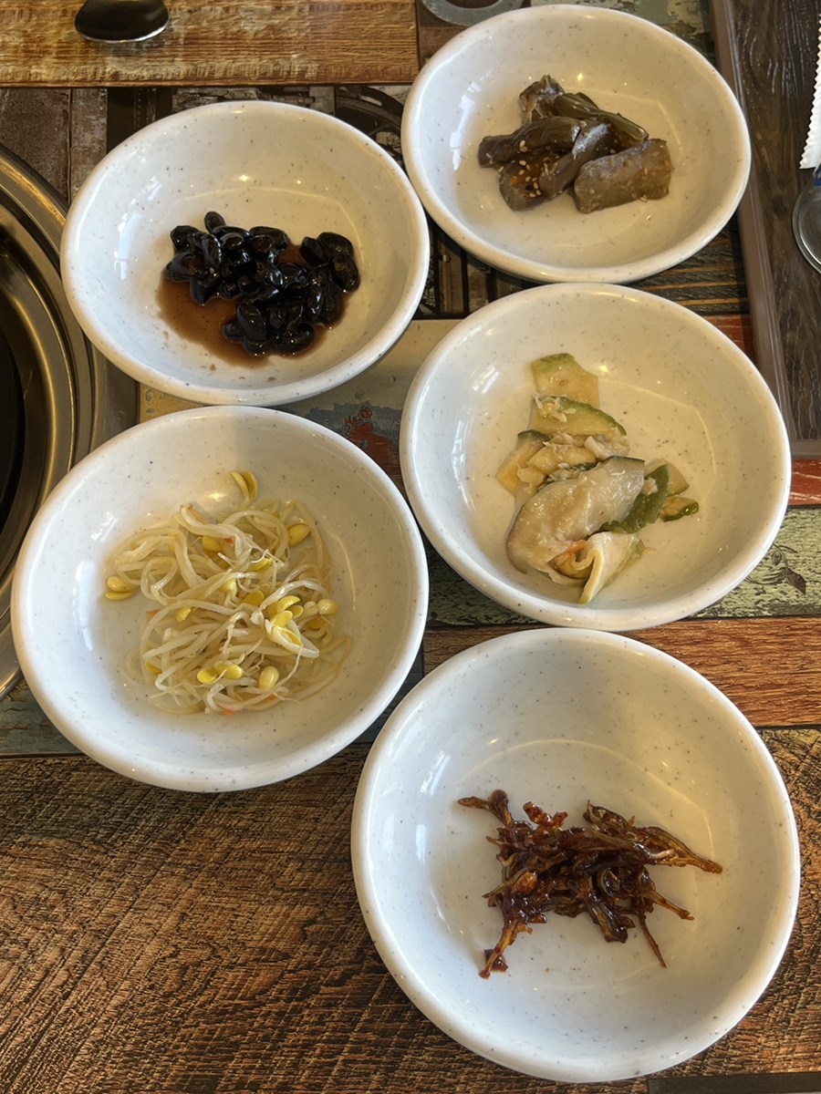 뚠뚠김치찌개 이미지
