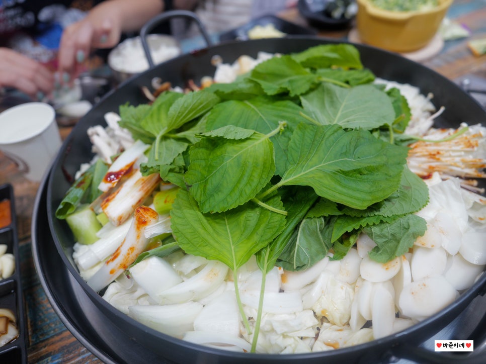종착역닭갈비 이미지