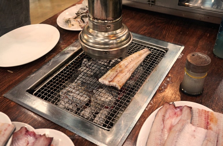 서오릉풍천민물장어 이미지