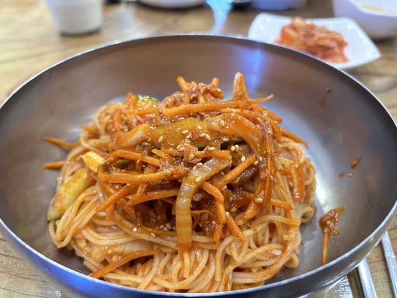 예당비빔국수 이미지