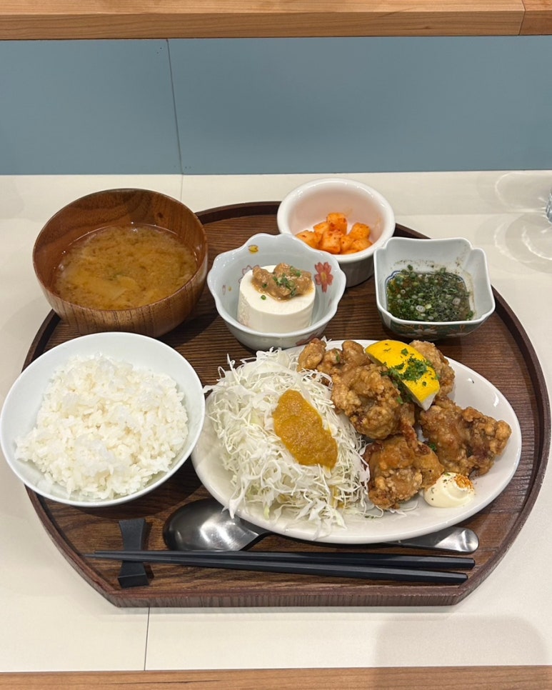 우미토부 이미지