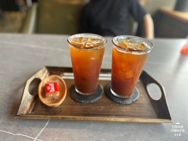 카페아우룸 이미지