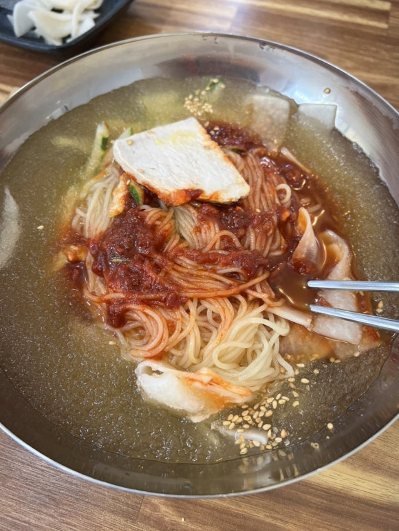 수암밀면 이미지