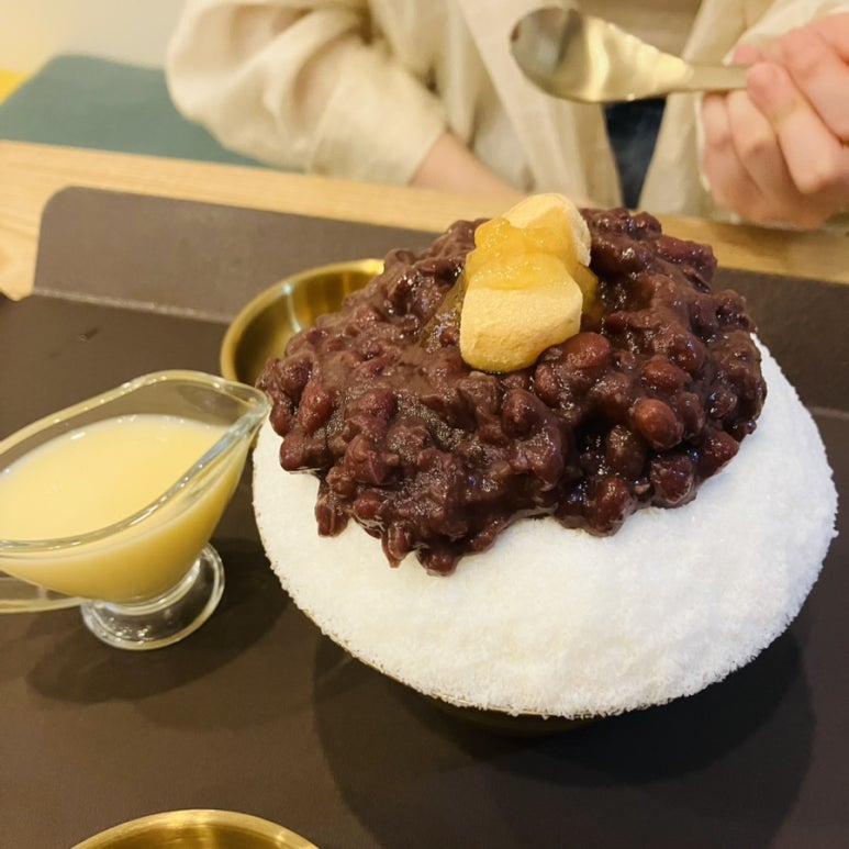 디저트 케이 이미지