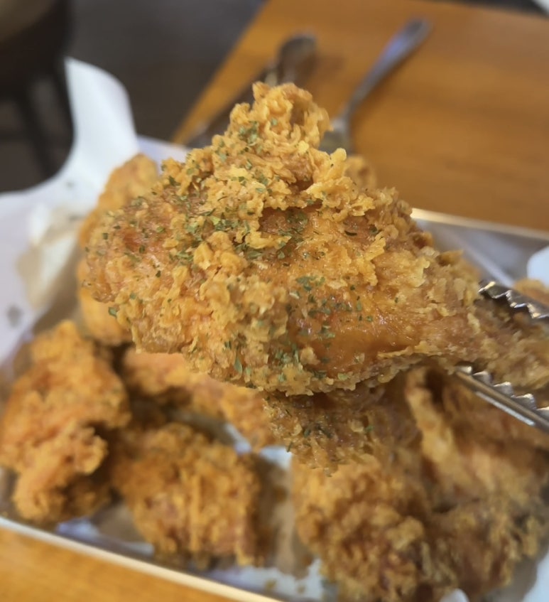 로타리치킨창원중앙상회 이미지