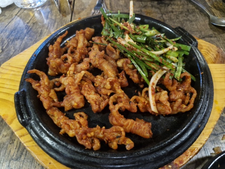궁떡이땡기닭 이미지