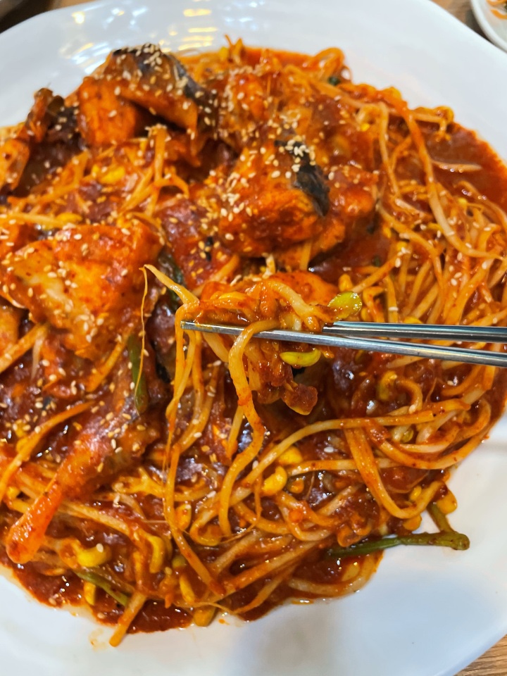 통통아구찜 이미지