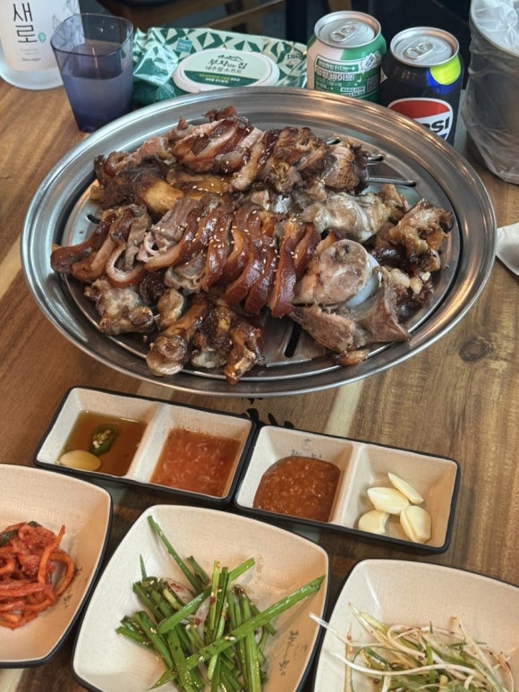 황토숯가마로구운족발 이미지