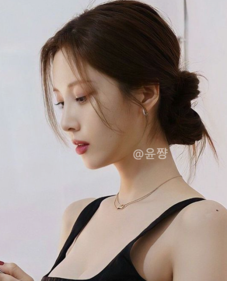 똥머리 이미지