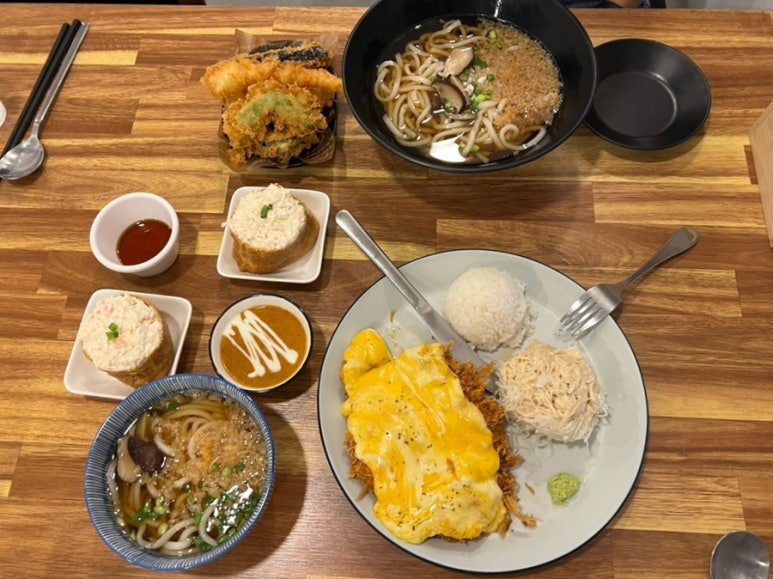 서비우동돈까스 이미지