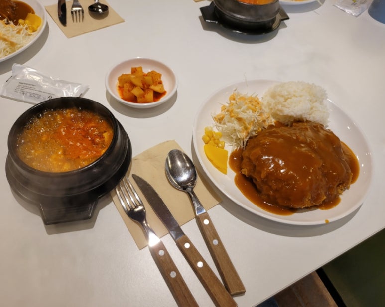 오뚝이양분식 이미지