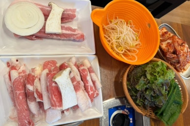 돌돌생삼겹살 이미지