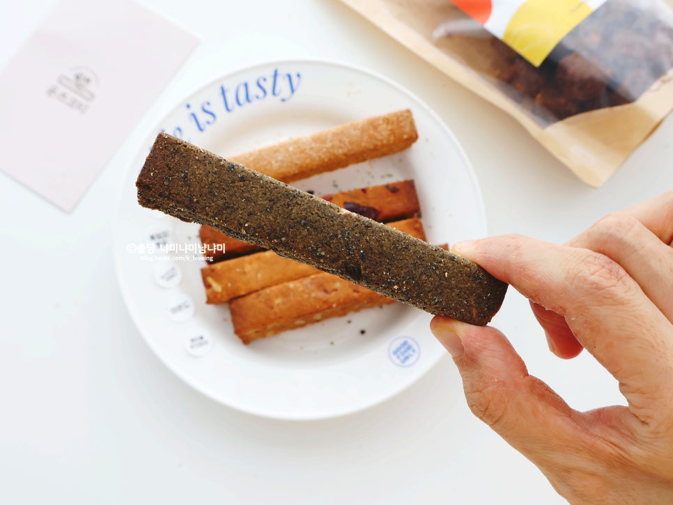윤쓰코티 이미지