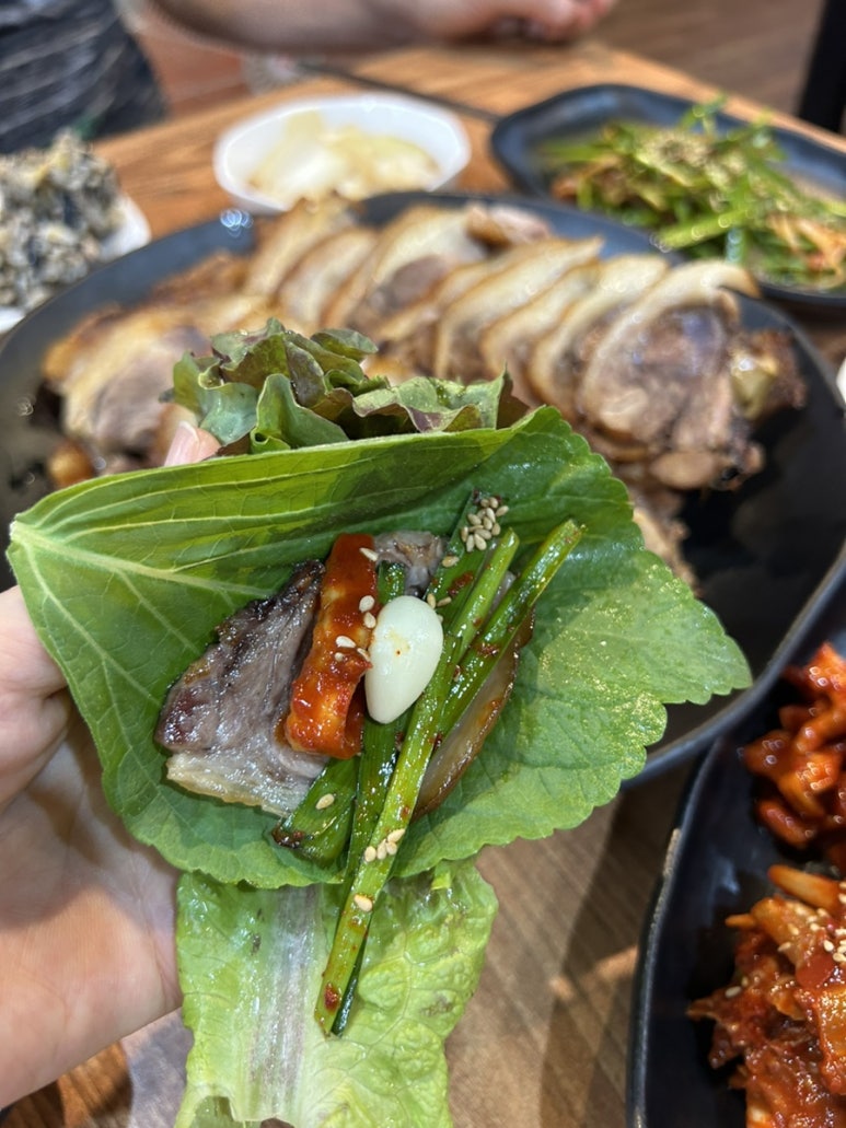 명품화덕족발 이미지