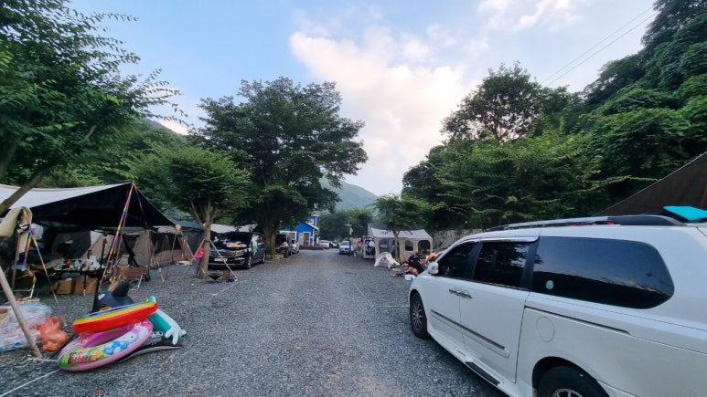 배내골캠핑장산책로 이미지