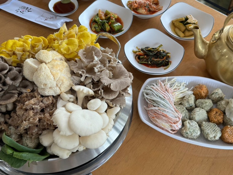 유량골버섯만두전골 이미지