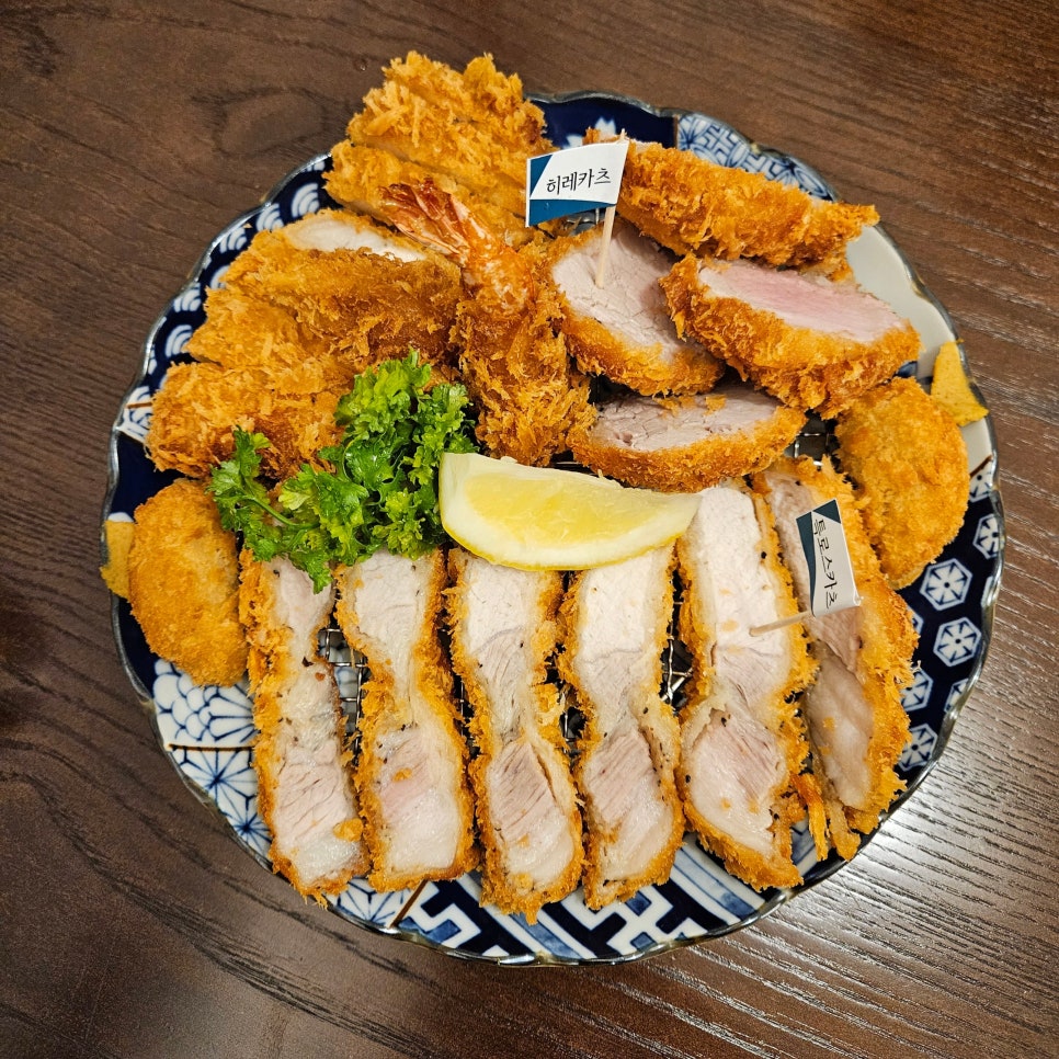 크레이지카츠현대백화점 이미지