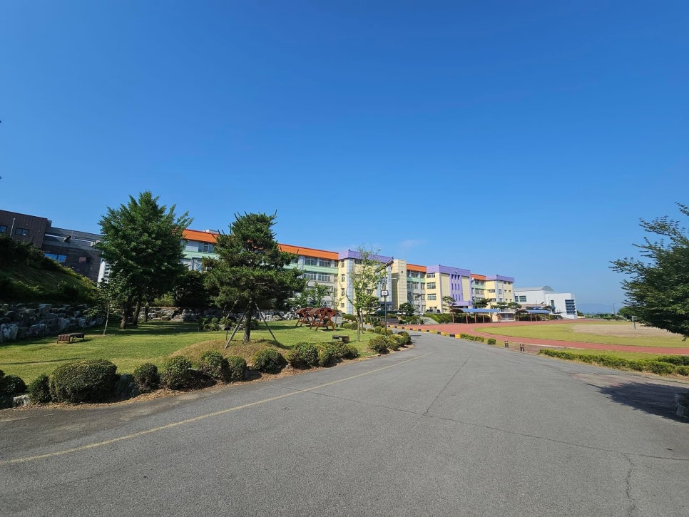 예산여자중학교 이미지
