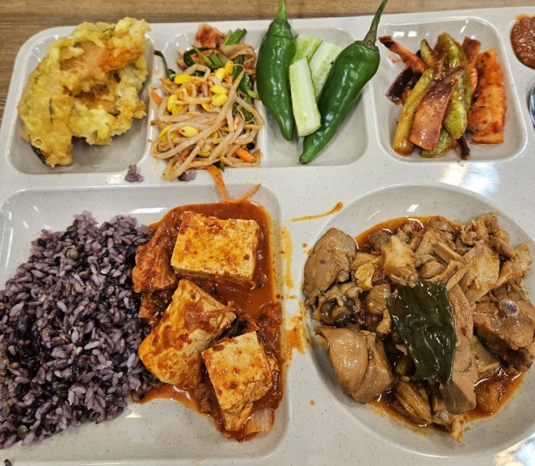 자연애한식뷔페 이미지