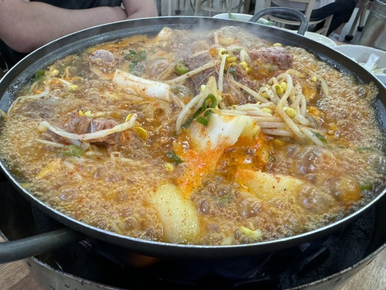 덕일감자국 이미지