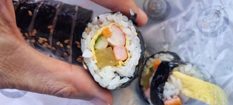 쑤기김밥 이미지