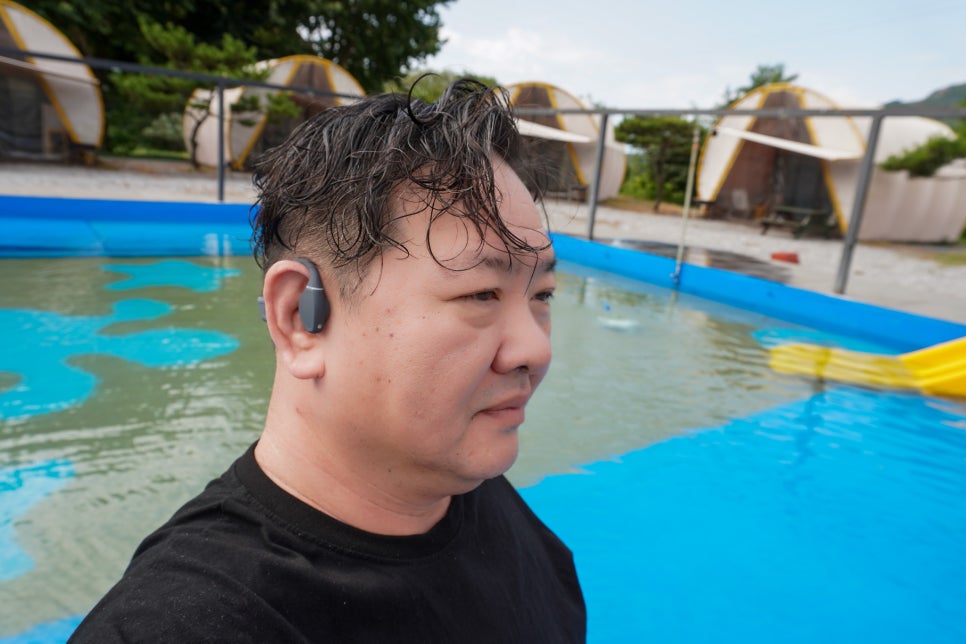 수영과 물속 스포츠를 블루투스 이어폰 1순위 선택! Waterbone 완전 방수 골전도 이어폰 이미지 11