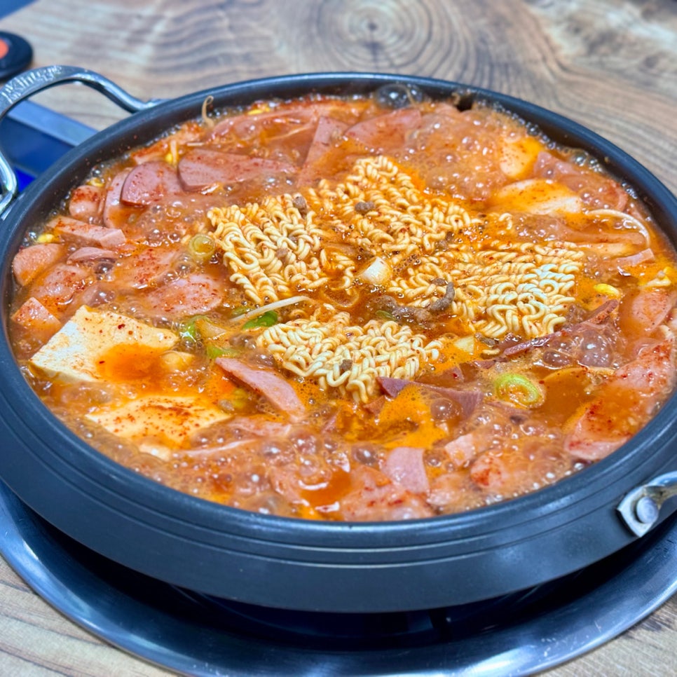 홍고집부대찌개(갈곶점) 이미지
