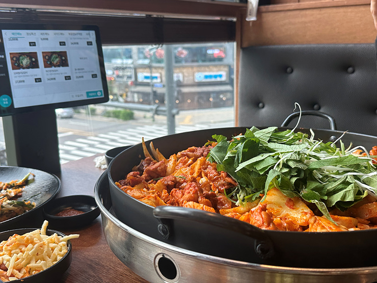 백년닭갈비 이미지