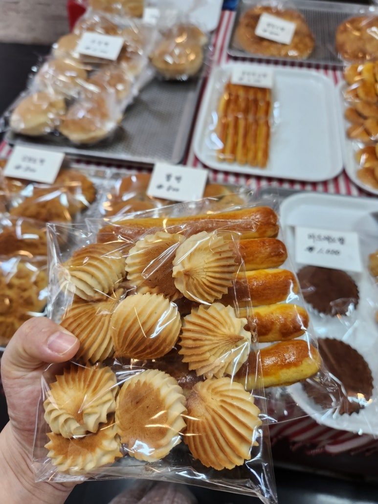 맛있는 빵을 굽는 사람들 이미지