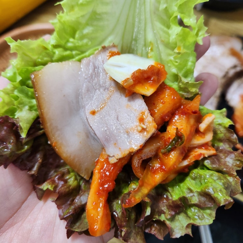 돌다리보쌈칼국수 이미지