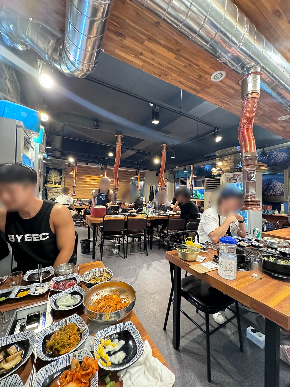 흑돼지삼백식당천곡점 이미지