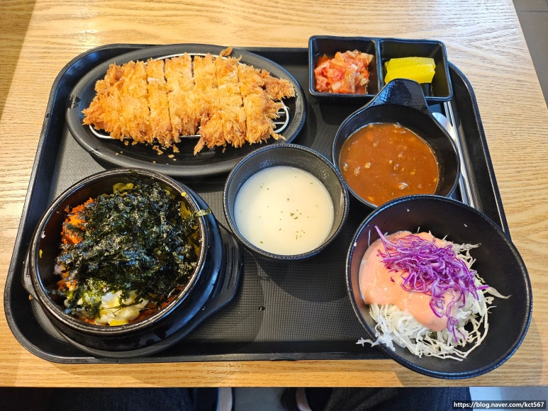 아저씨 수제 함박 이미지