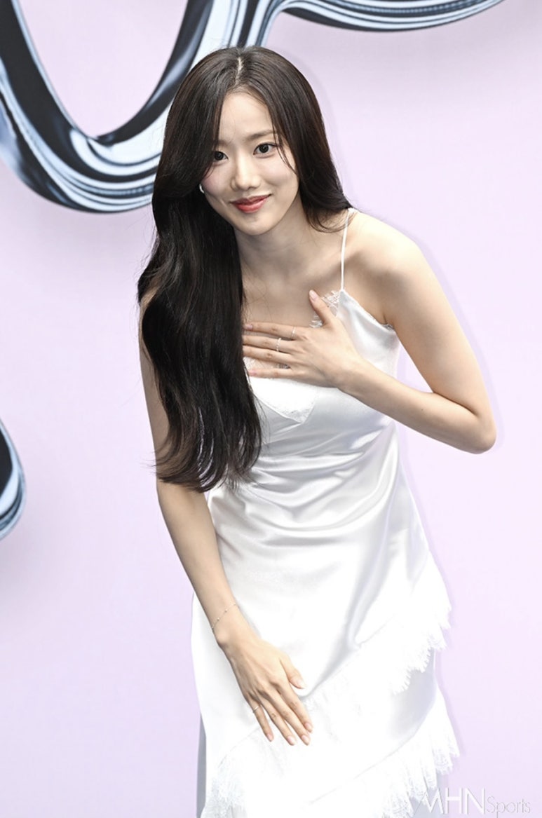 로에(L'EAU ET) 이미지