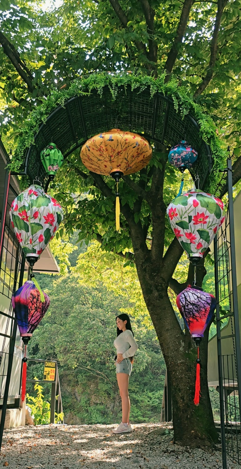 지리산 벚꽃 카라반 캠핑장 이미지