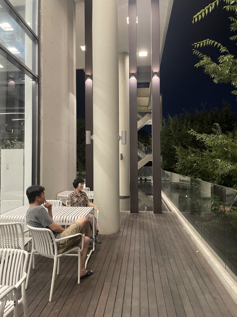복커피숍 이미지