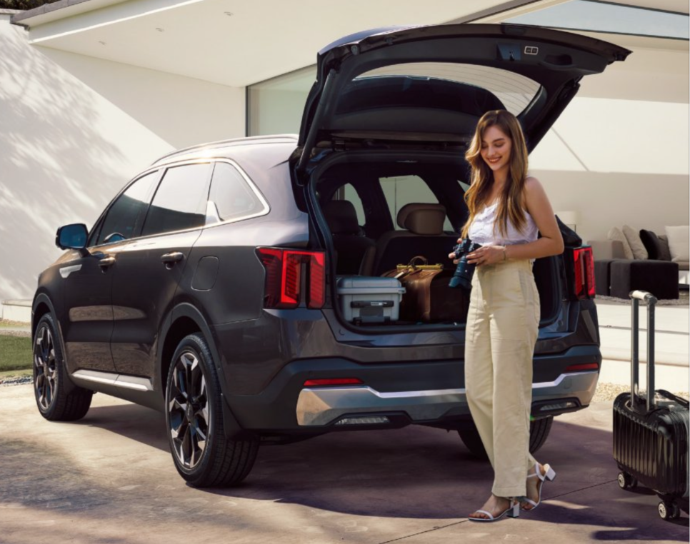 2025년형 기아 자동차  쏘렌토 하이브리드 – "최고의 가족용 중형 SUV 선택" 이미지 9