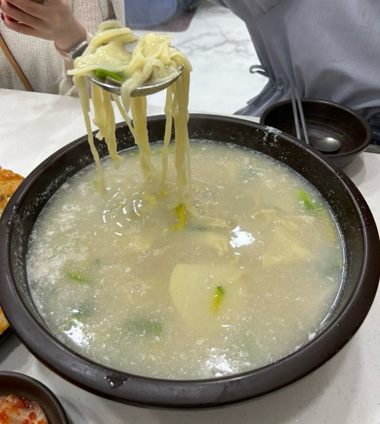 손칼수제비 이미지