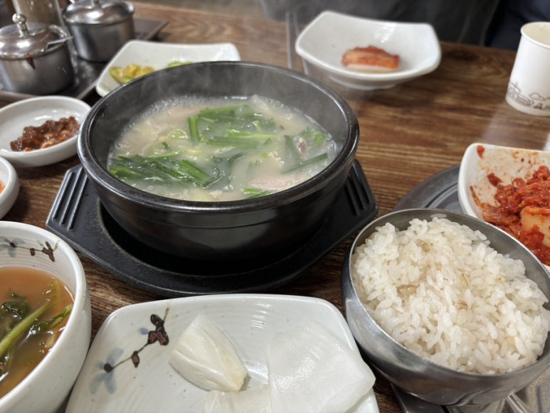 정자네흑돼지국밥 사진 8