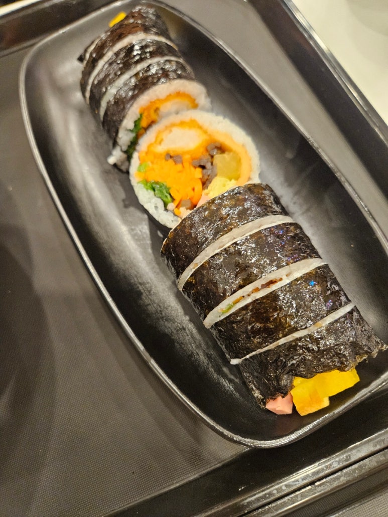 싸다김밥 강남르네상스점 사진 8